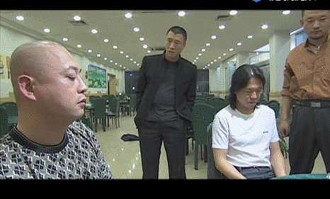 本菲卡足球
_“这瓜保熟吗”爆红网络本菲卡足球
，电视剧《征服》黑老大原型竟是他
