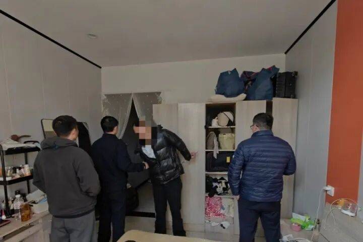 信用网如何申请_男子包了13140元的现金花束信用网如何申请，结果女友报警了……